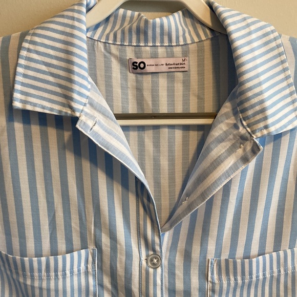 SO women’s blue and white striped button down short sleeve blouse - Picture 3 of 12